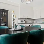 Sentrum Lux