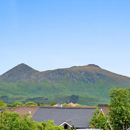 Sentrum Lux Vestvagoy